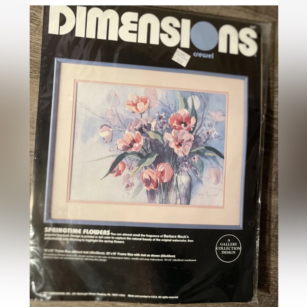 Crafts Dimensions Crewel Kit SPRINGTIME FLOWERS Cloth Yarn 1337 - Vintage 1987